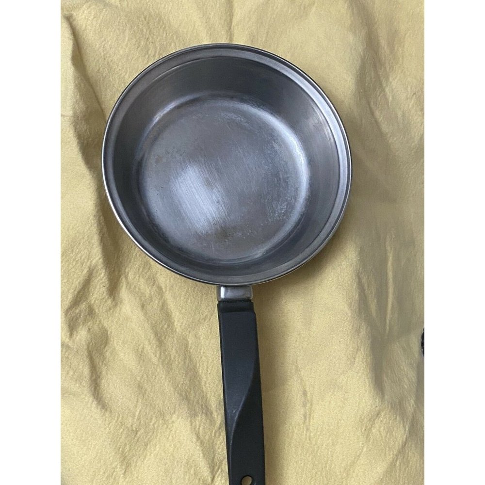 VINTAGE USA EKCO FLINT STAINLESS STEEL THICK COPPER BOTTOM CORE 7" SKILLET